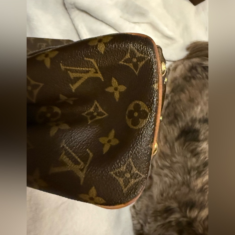 Handbag - Picture 6 of 9